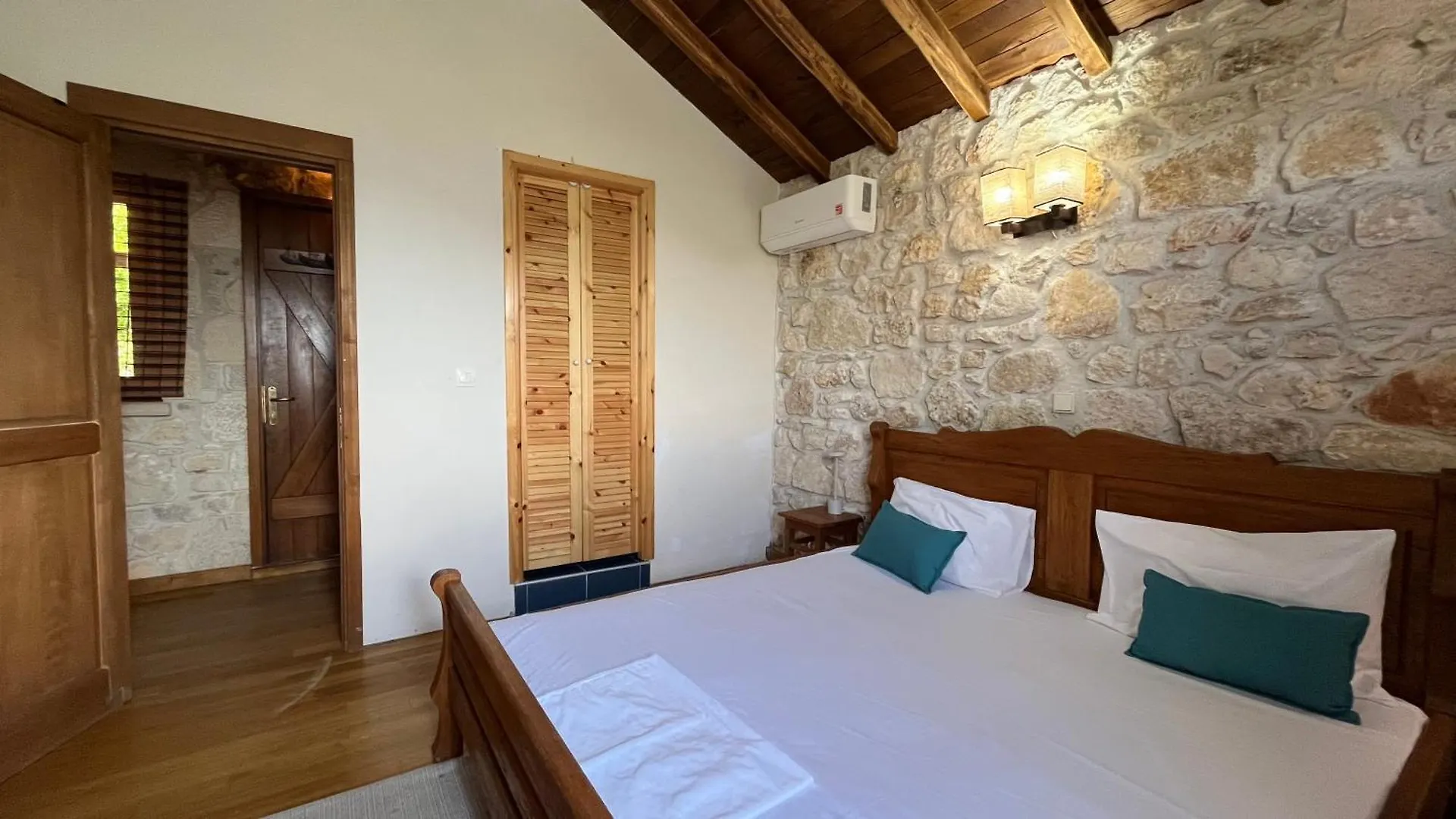 Apartment Granari Forest Lodge Kriopigi