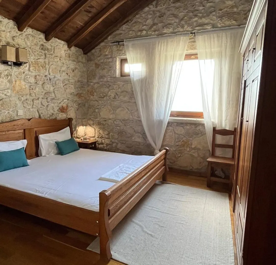 Apartment Granari Forest Lodge Kriopigi